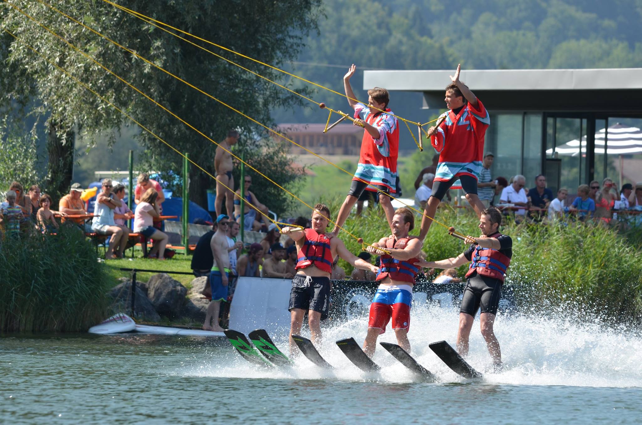 Summer Action Day und Große Wasserskishow